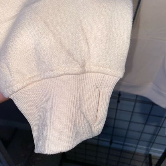 Women’s half zip pullover sweater in cream with kangaroo pocket NWT - Picture 5 of 6
